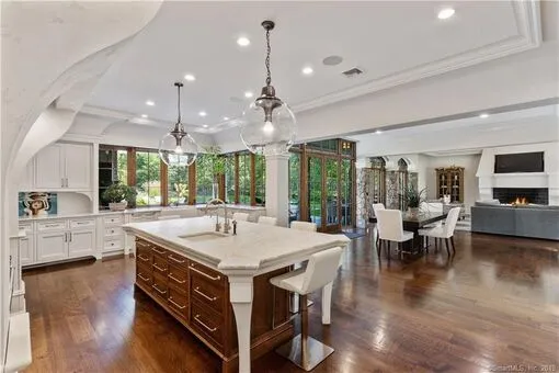 work photo from abcustomwoodwork.com