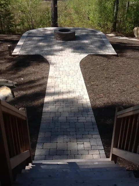 work photo from micklontreeandlandscape.com