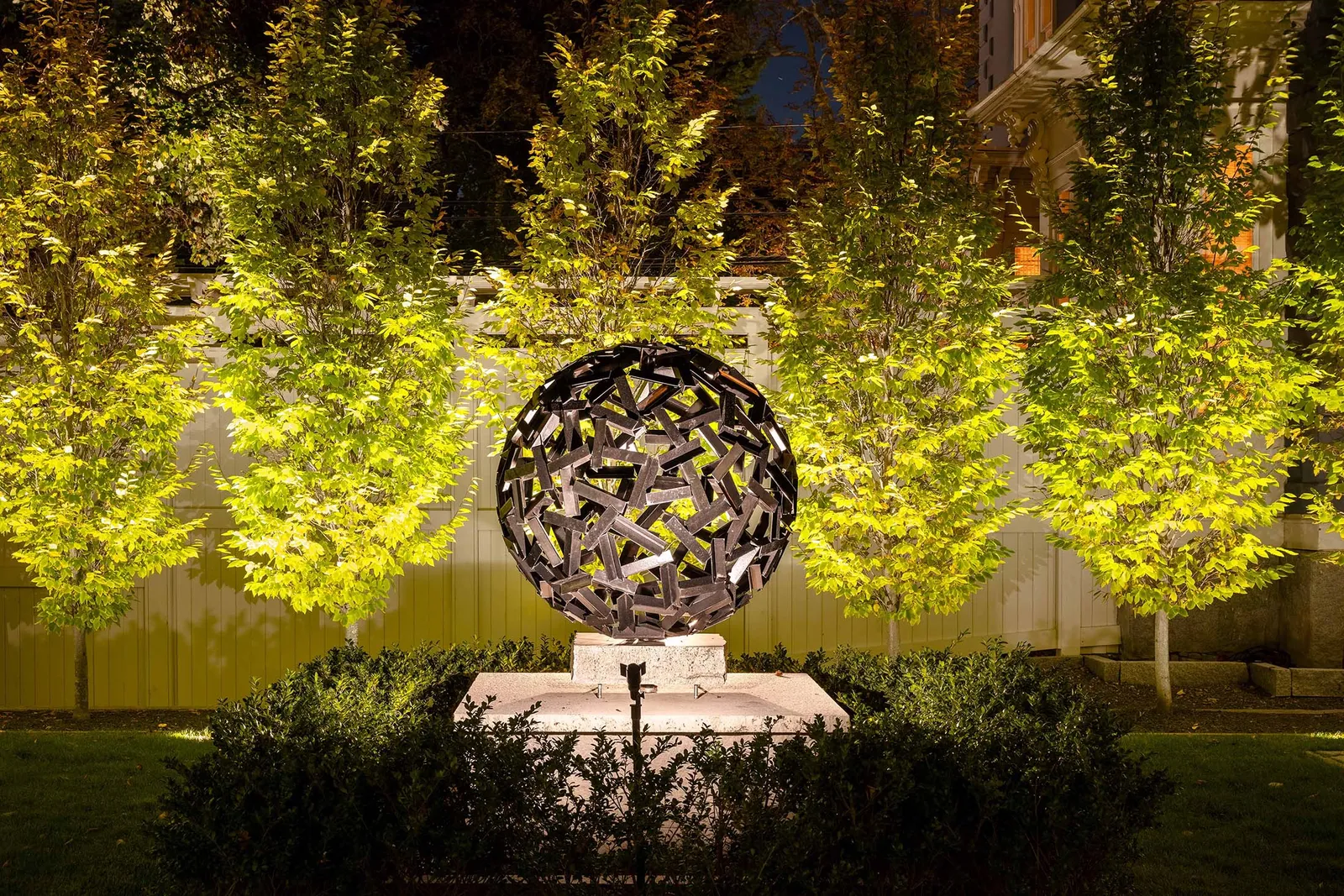 work photo from northernoutdoorlighting.com