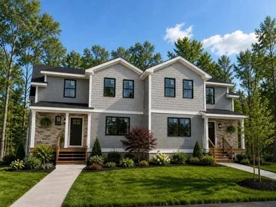 Maureen Giuliano, Classified Realty Group work photo