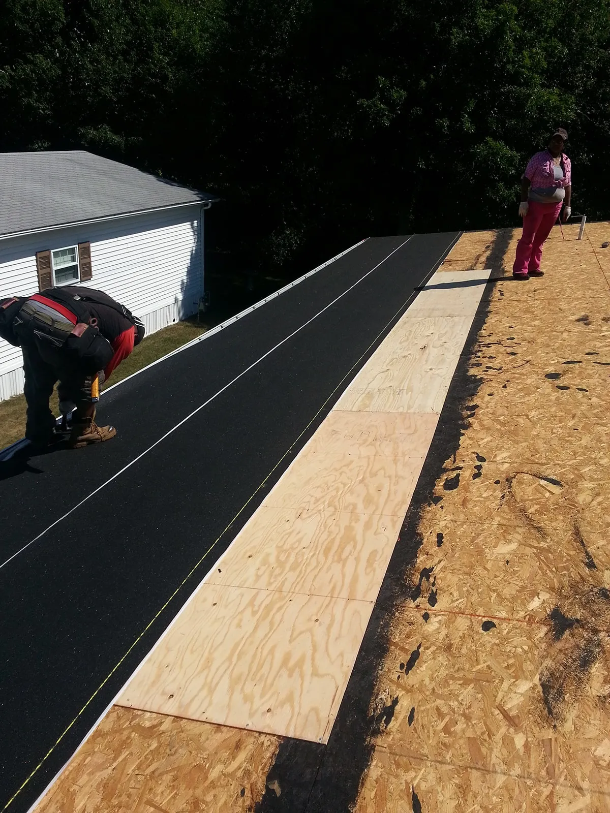 work photo from thehonestroofers.com