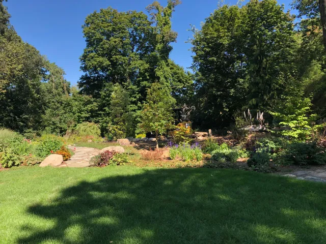 Kenny's Landscaping and Construction researched project photo