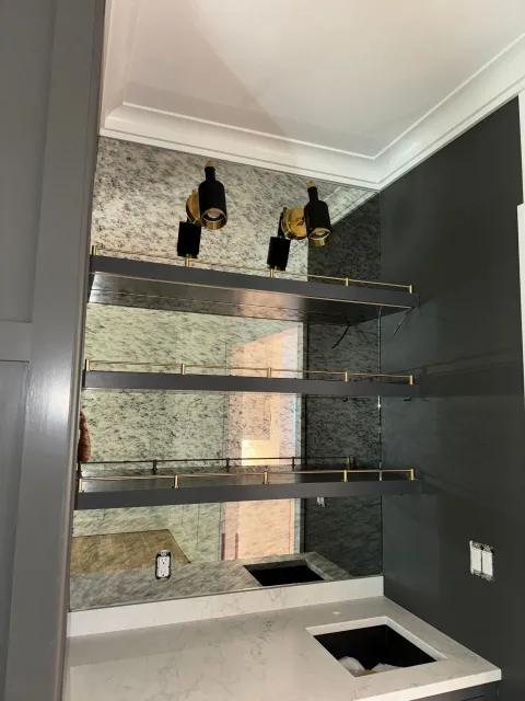 work photo from oliveriarchitecturalglass.com