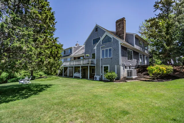 Hayley Nickerson, William Raveis Real Estate, The Cape House Team work photo