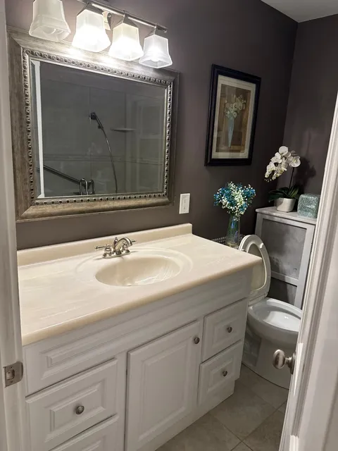 Viviane's Cleaning & Restoration Inc work photo