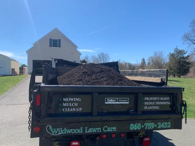 Wildwood Lawn Care, LLC. work photo