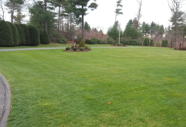 Heritage Lawns Of W.Spfld, Inc. work photo