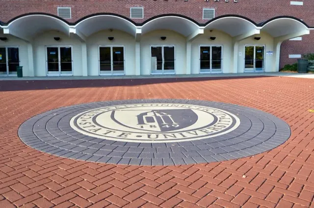 Parking+CCSU+Central+Connecticut+State+University+Rocco+Iadarola+Asphalting-118.jpg