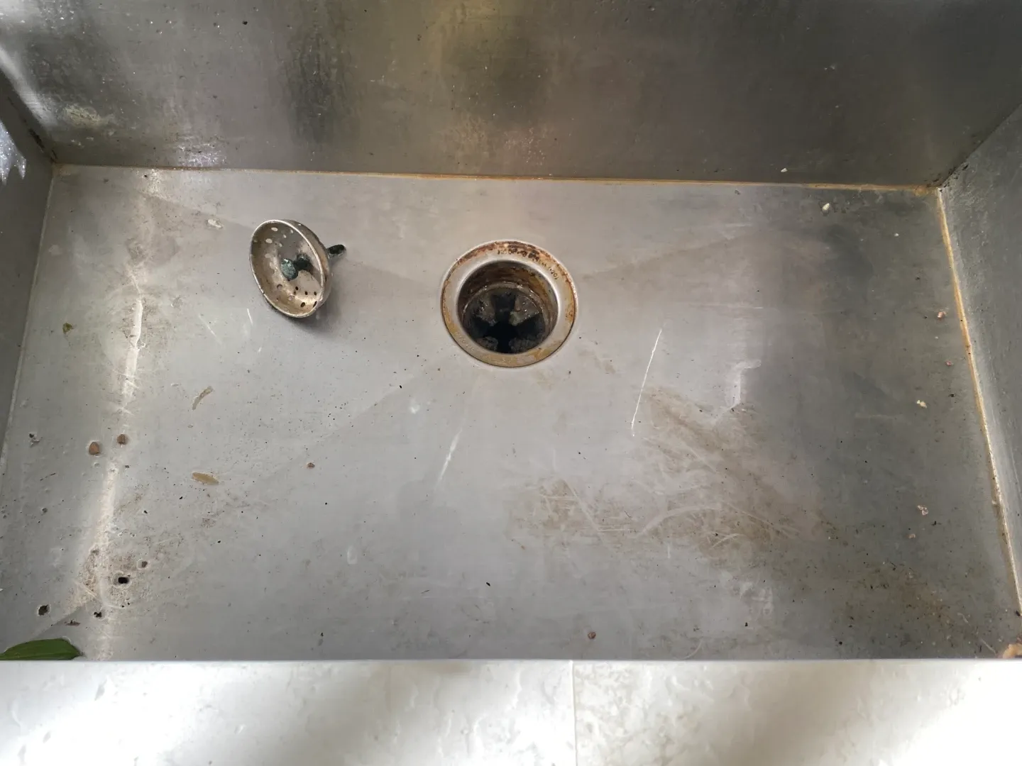 work photo from goldencleaningservice.net