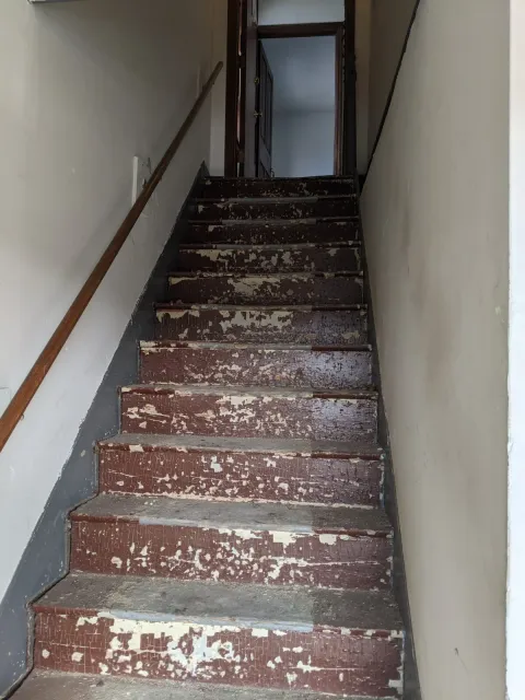 STAIR TO UNIT B BEFORE.jpg