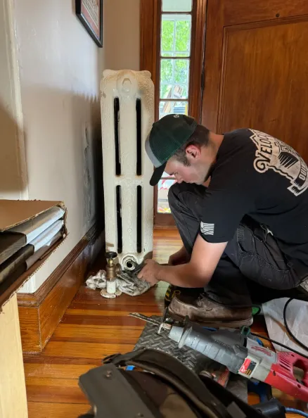 vintage radiator.png