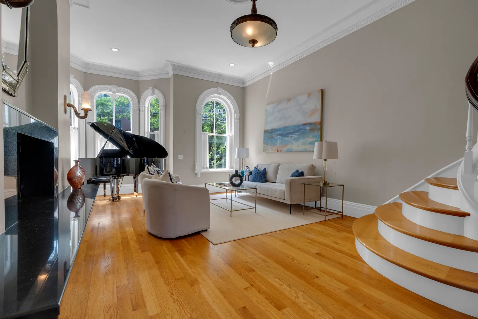 7 Rutland SqUARE Boston, MA 02118