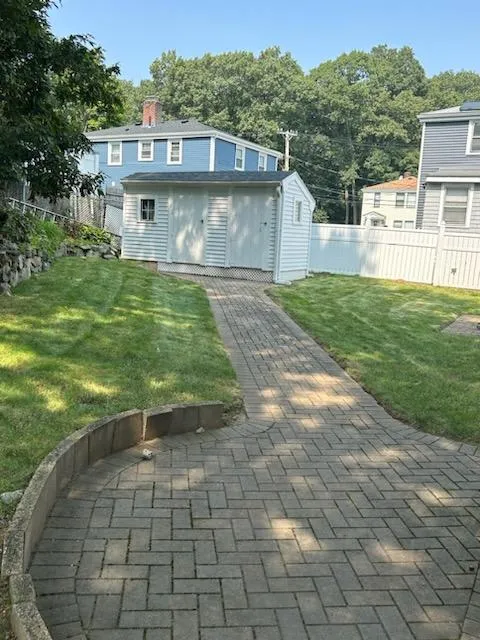 work photo from lawn-beyond-organic.com