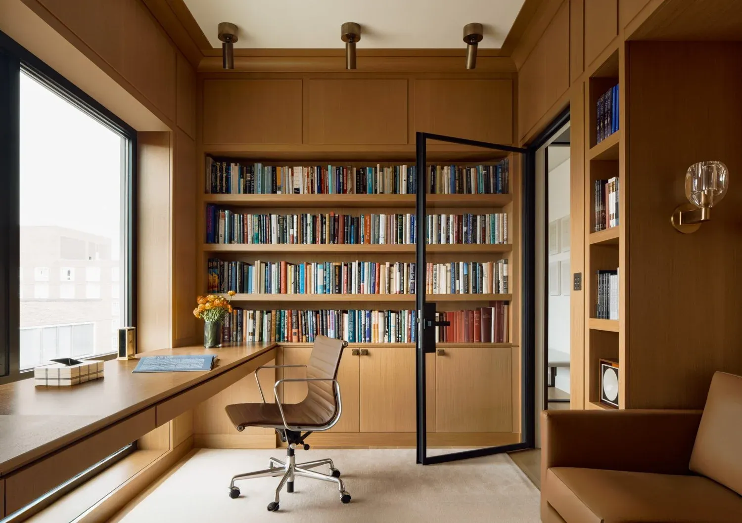 KR+H Modernist Penthouse Office 1.jpg