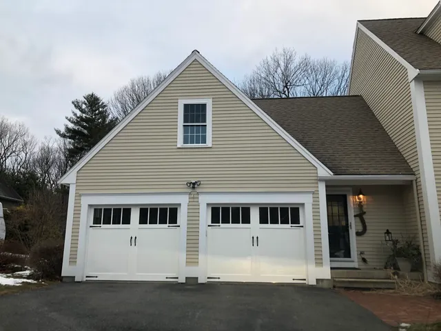 Independent Garage Doors work photo