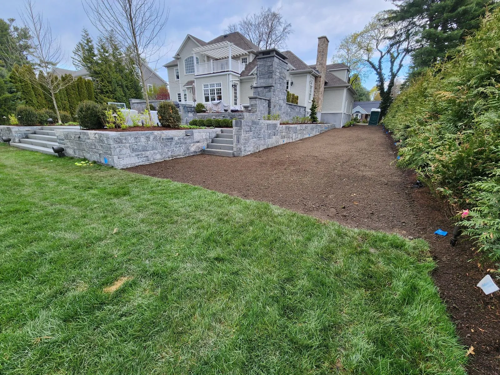 work photo from perezhardscaping.com