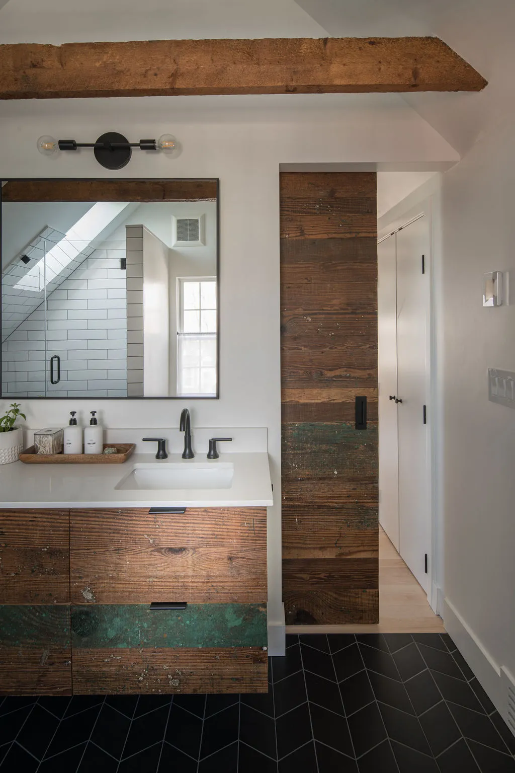 ReModern Builders LLC