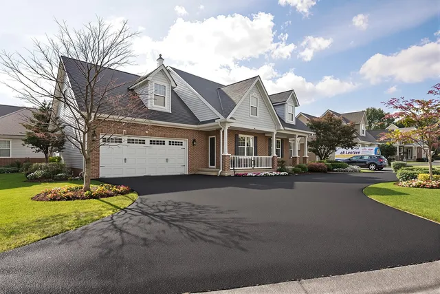 Asphalt Driveway Repair & Replacement