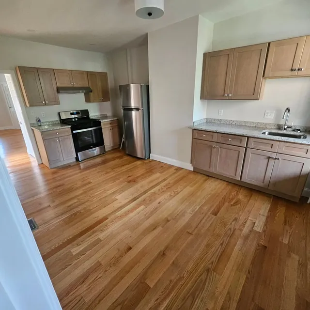 work photo from lunaspaintingconstruction.com