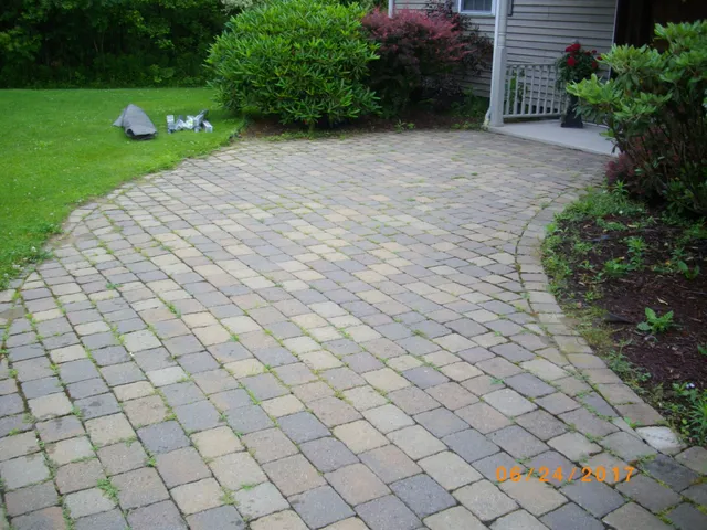 Rand Hill Lawns, Inc. work photo