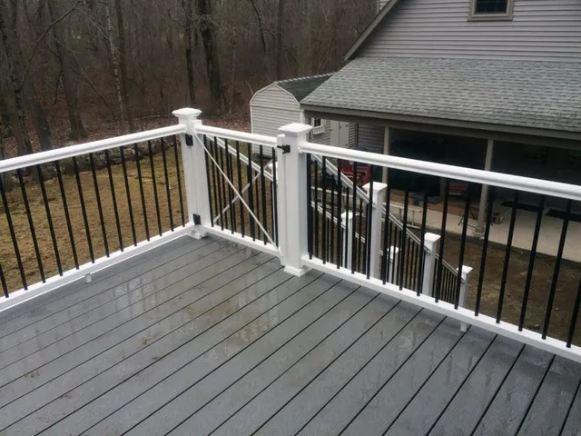 work photo from advancedcustomdecks.com