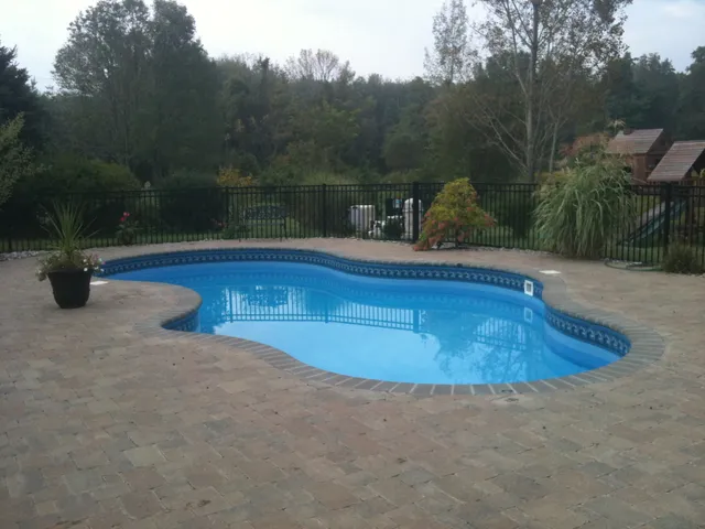 work photo from a-1poolsandspas.com