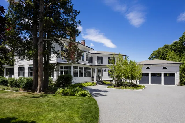 Featured Home: Newton