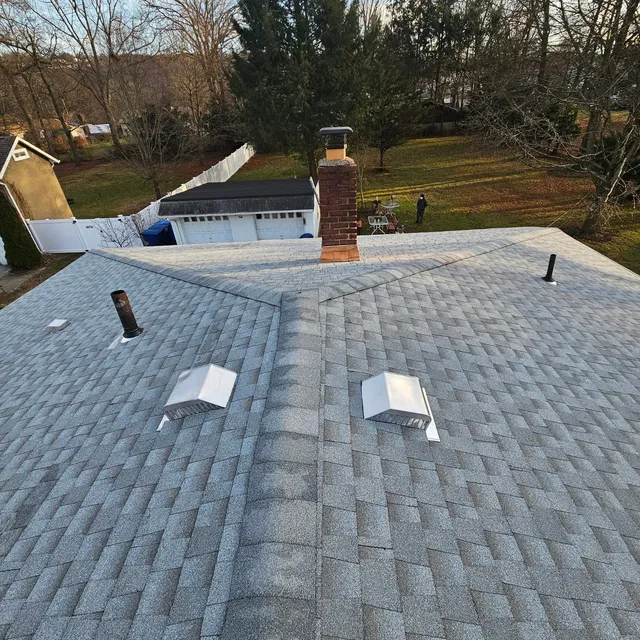 work photo from gmroofingandsiding.com
