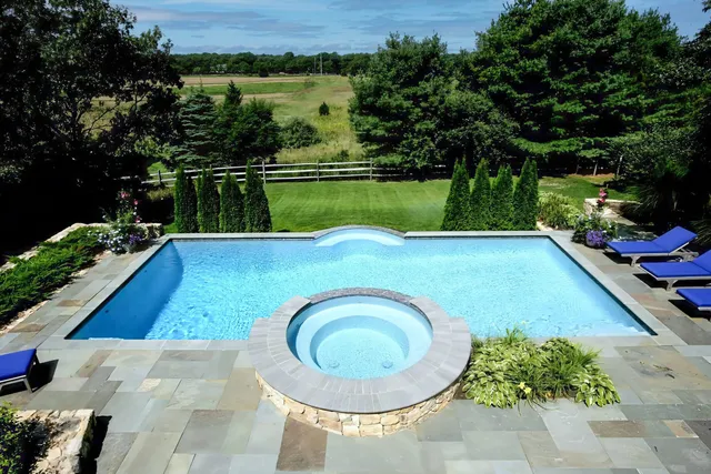 ISLAND Pools & Spas Inc. work photo
