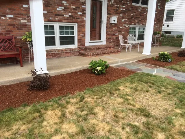 work photo from mikeslandscapingri.com