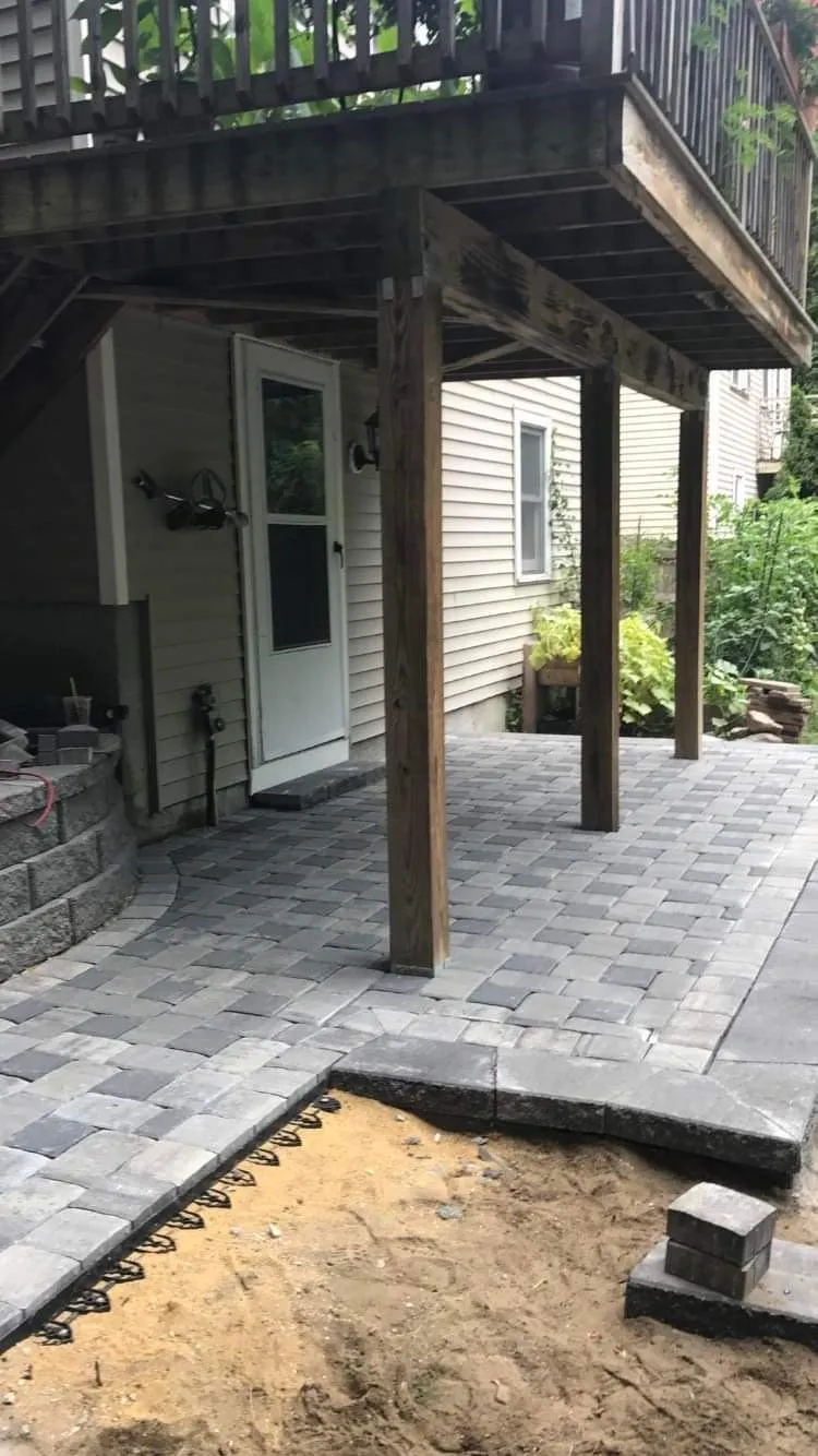 Earth landscaping