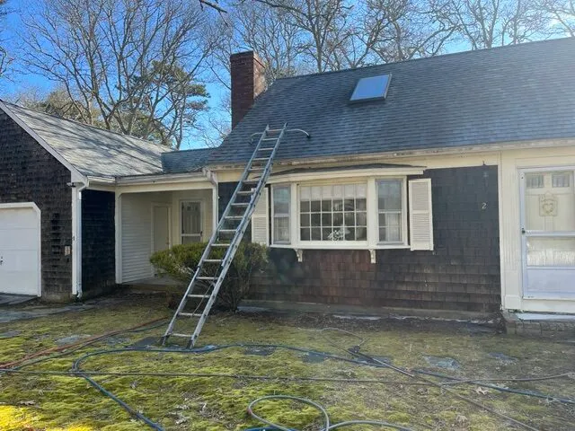 work photo from cleanmyroofllc.com
