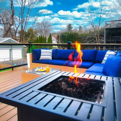 modern Edge Contracting modern deck build
