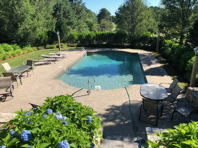 work photo from poolservicescapecod.com