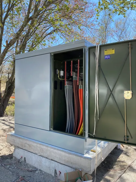 Commercial Electrician  Service and Distribution Equipment Installed by M&J Electrical Contractors