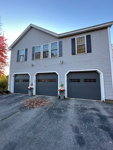 Lamontagne Overhead Door work photo