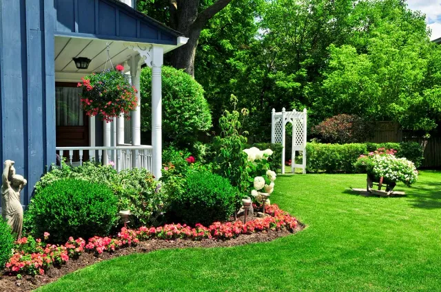 milford-new-hampshire-landscaping-hero.jpg