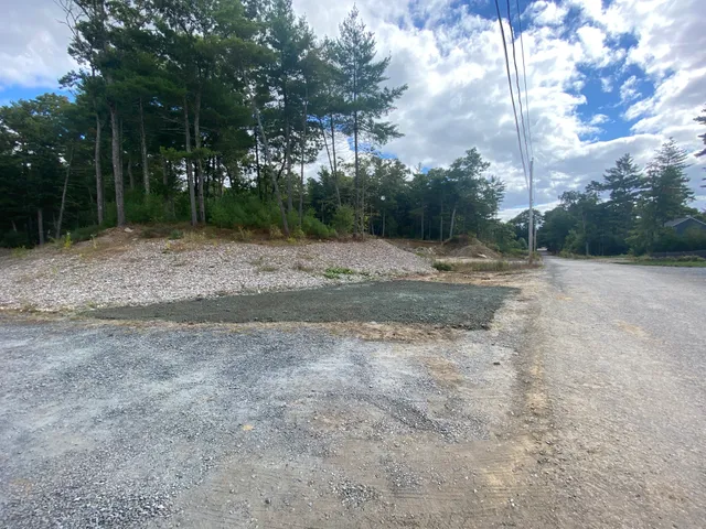 work photo from universalexcavatinghardscape.com