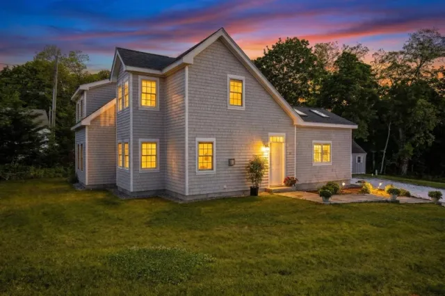 Wellfleet MA Single Family Home For Sale: $1,145,000