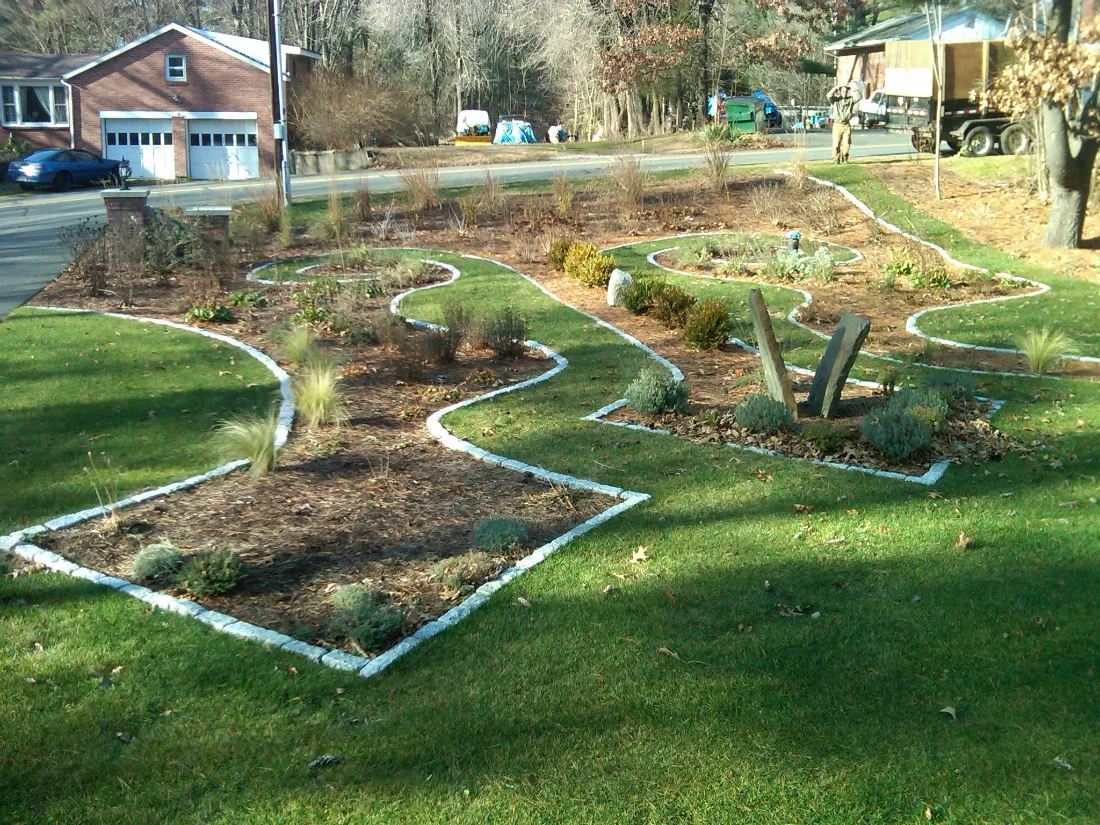 work photo from beyondlandscapecontracting.com