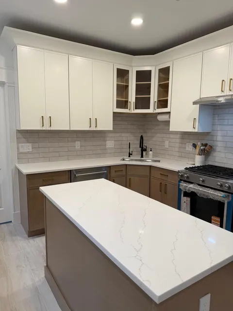 Prompt Flooring & Kitchen Inc