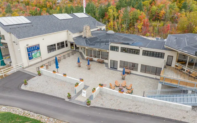 Commercial Patio Design & Installation