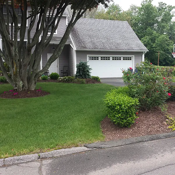work photo from greenskeeperlawncare.com