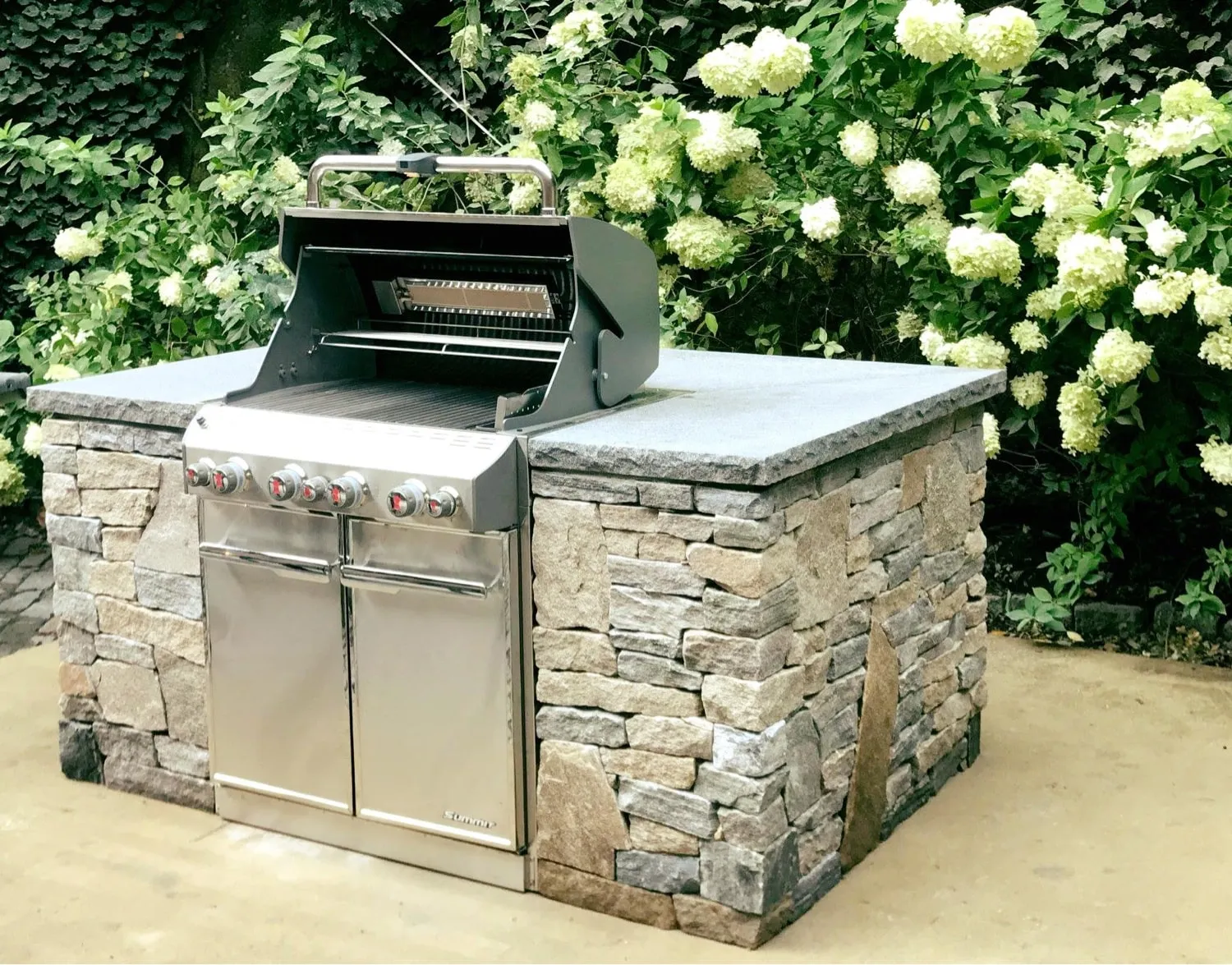 MJ Nicholls Landscaping LLC researched project photo