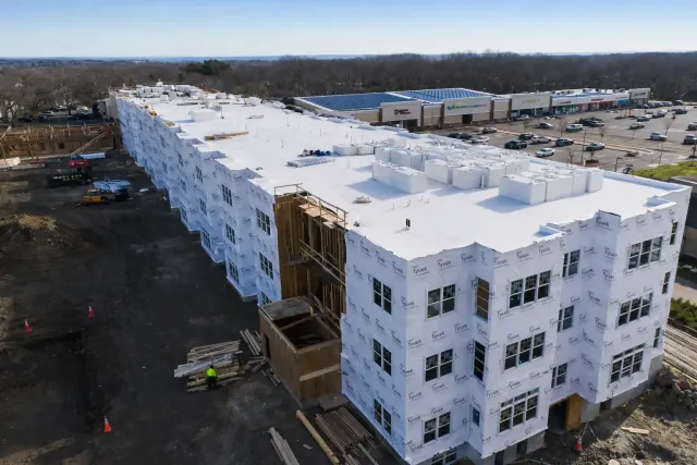 Delano Apartments