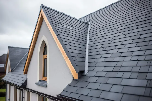 vecteezy_a-modern-private-house-is-covered-with-metal-tiles-roofing_26597788