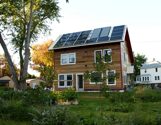 work photo from gospartansolar.com