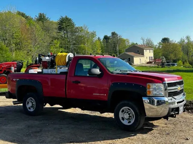 work photo from hartfordslawnsolutions.com