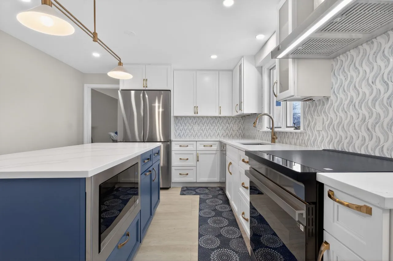 Northeast Kitchen and Bathroom