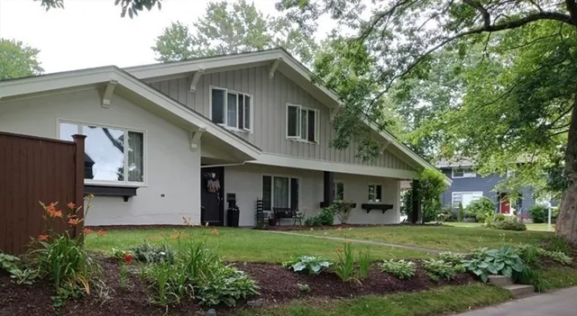 work photo from newenglandhomefinders.com
